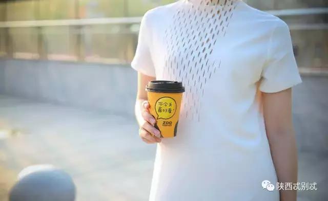 西安街拍穿搭最近几天,西安市街拍穿搭最新