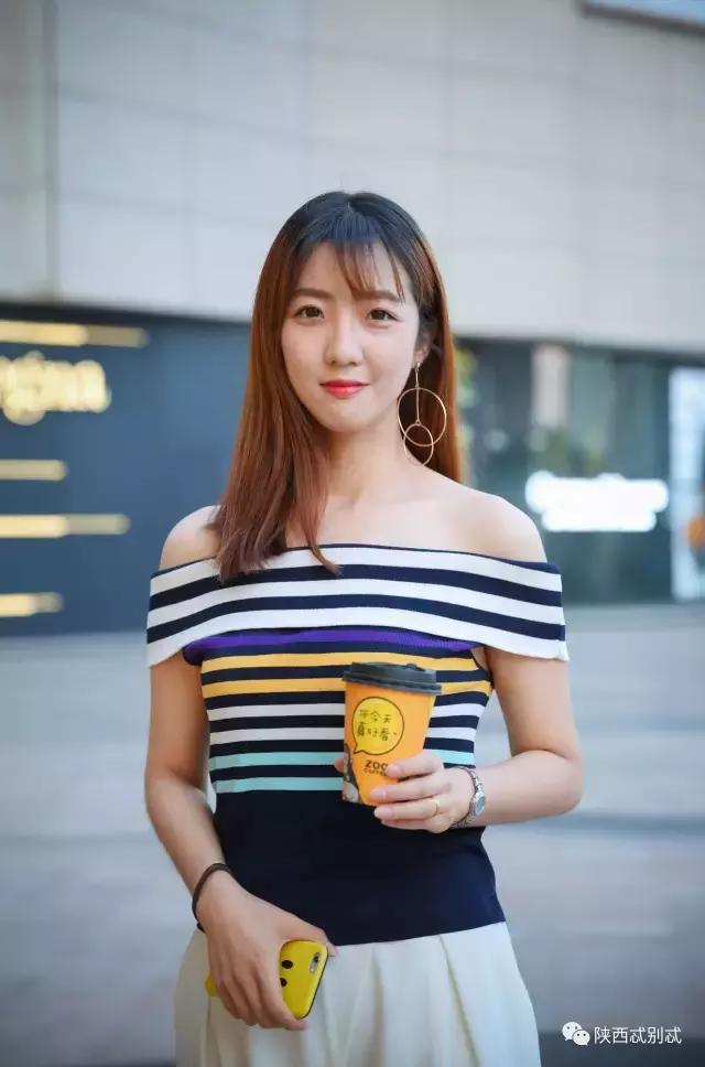 西安街拍穿搭最近几天,西安市街拍穿搭最新