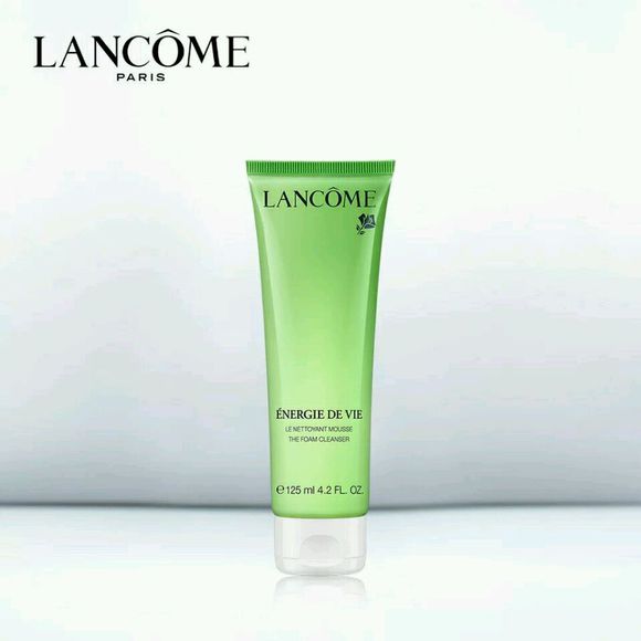 分享几个刚需护肤品,分享学生党的化妆品