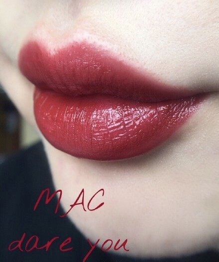 不再依赖陈思成的佟丽娅越来越美，128只Mac无敌抢镜！你知道Mac唇膏八种质地的区别和代表色号吗？