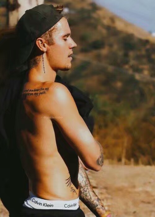 震惊官方回应因为未预感的情况贾斯丁比伯取消了PurposeTour.接下来的巡演