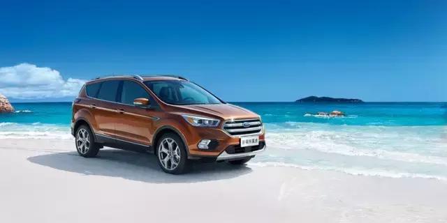 福特内饰为什么臭,福特车内有尾气味道