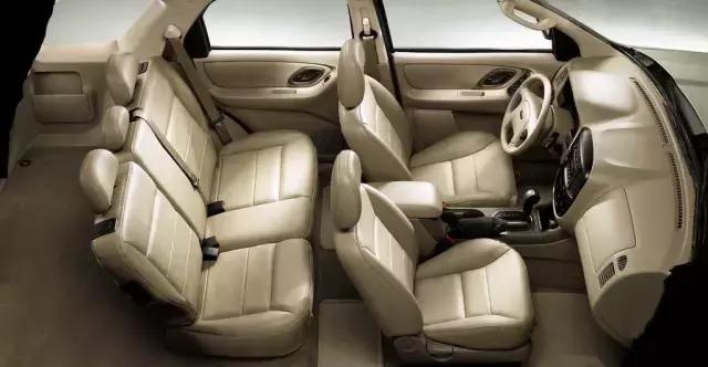 福特内饰为什么臭,福特车内有尾气味道