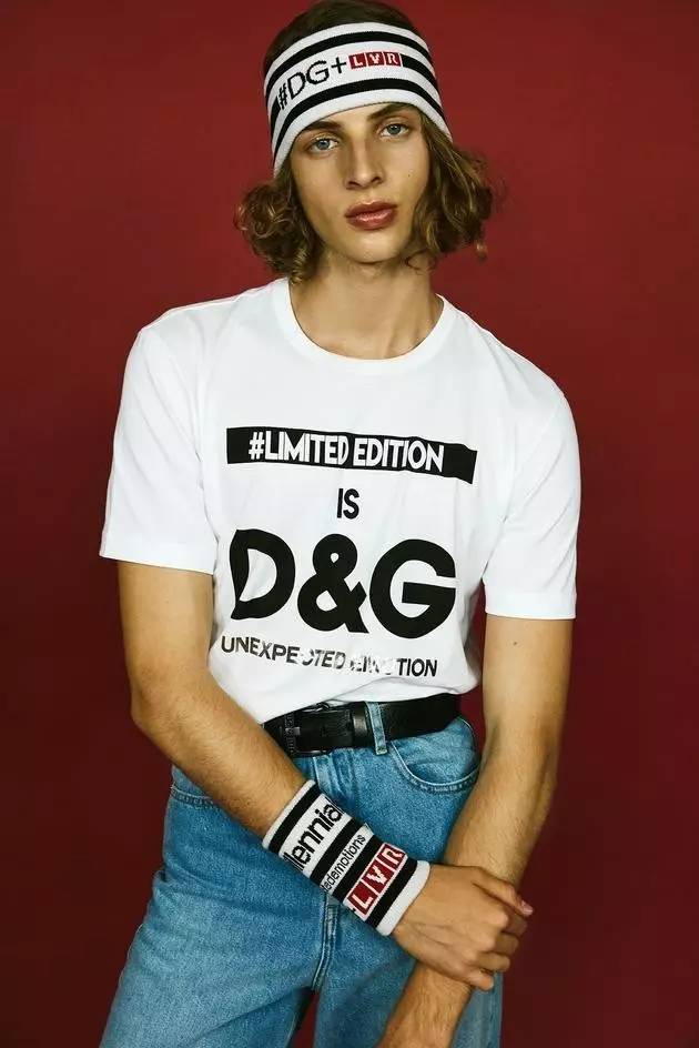 lvsupreme鞋,lvsupreme拍卖行球鞋