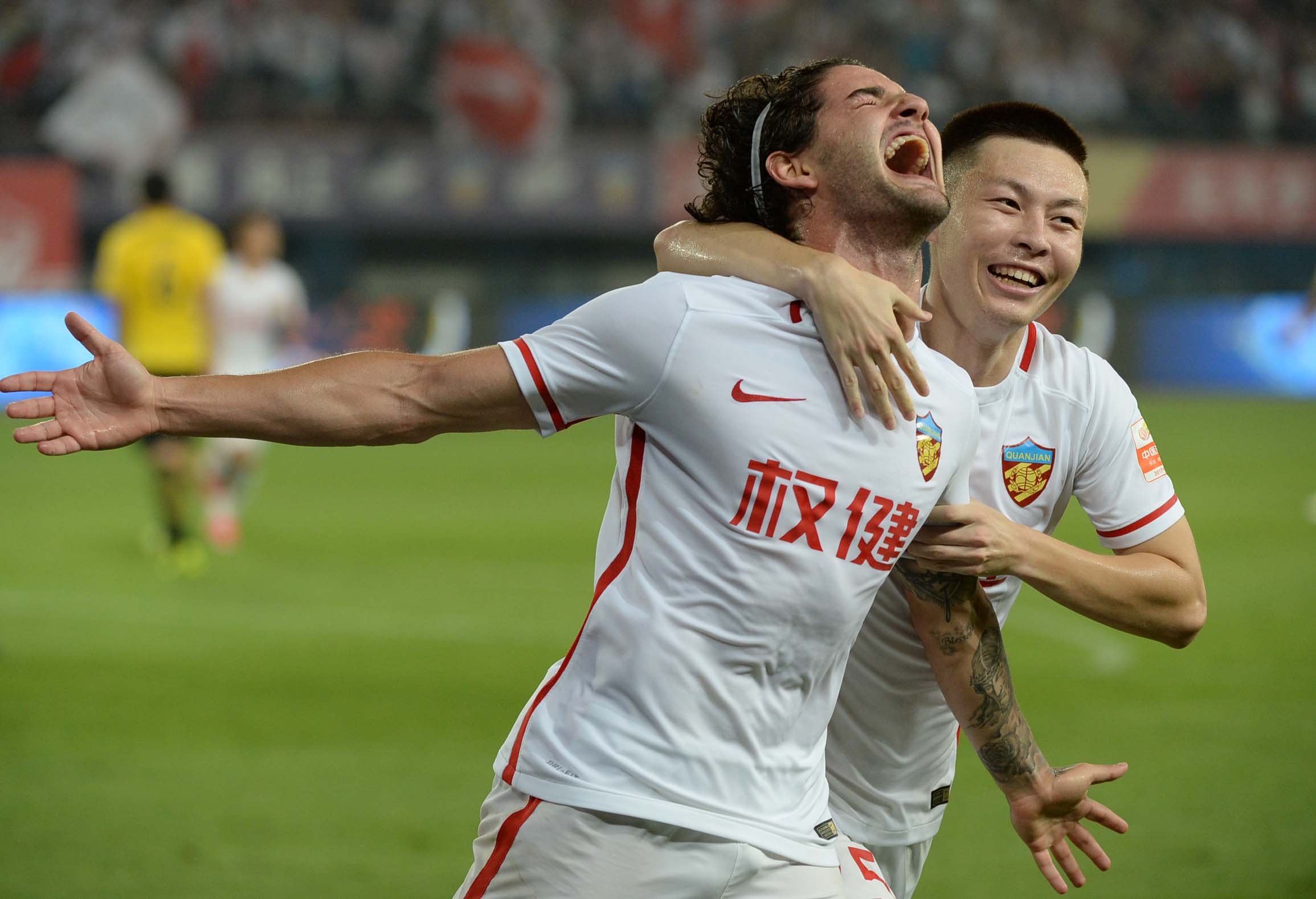 喜子原创｜中超七剑下天山！亚足联写“武侠”，帕托化身天瀑剑！