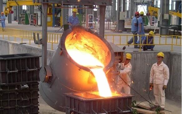 铁水包翻包原因,铁水包浇注时凝固快是怎么回事