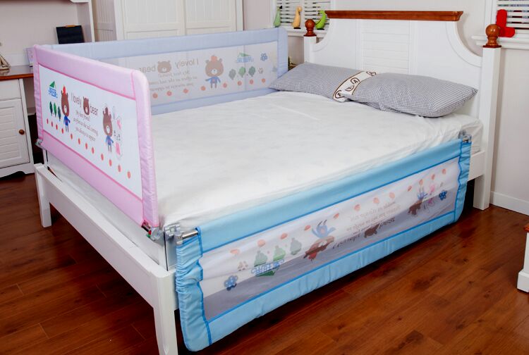 宝宝摔下床仰躺着一般怎么下去的,宝宝突然掉下床