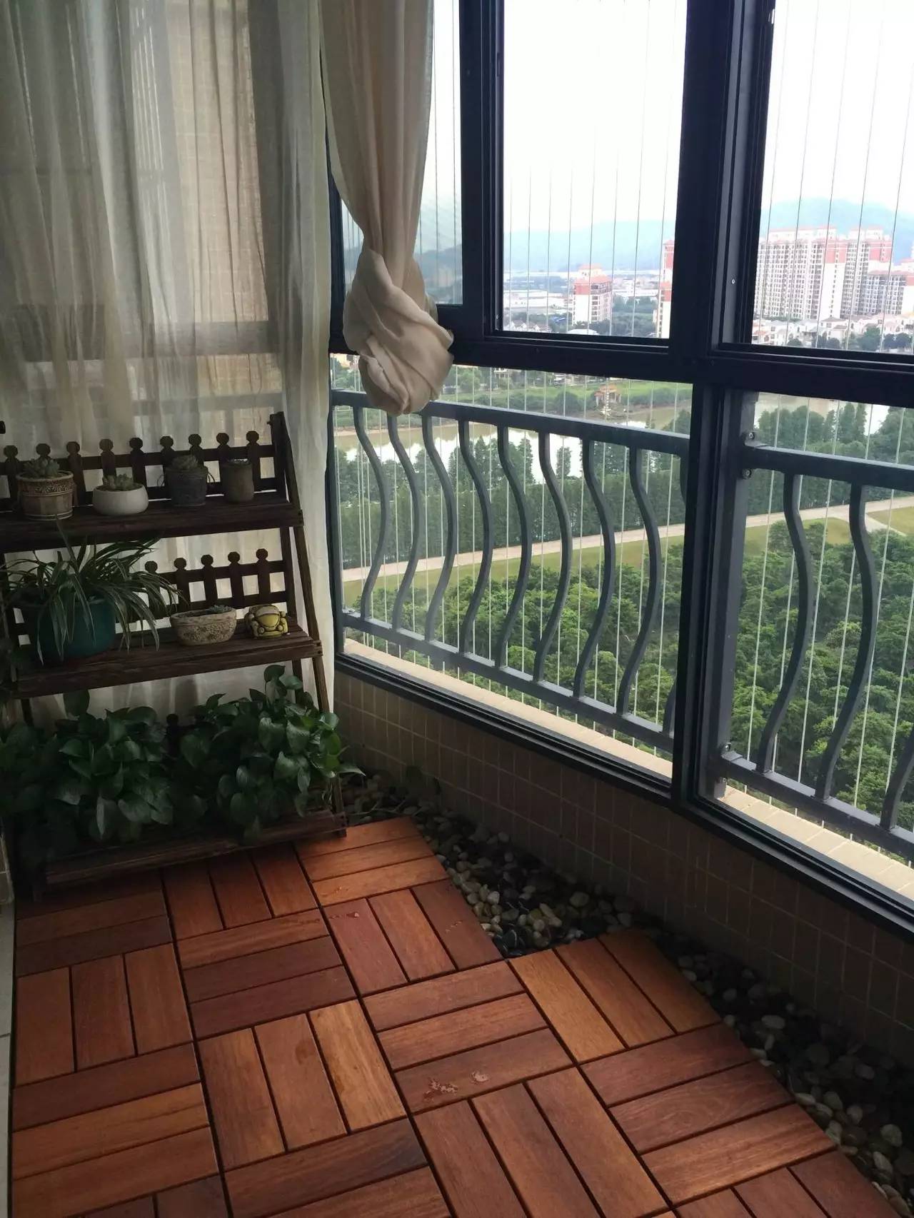 阳台装防盗网太丑了怎么办,窗内不锈钢防盗网太丑