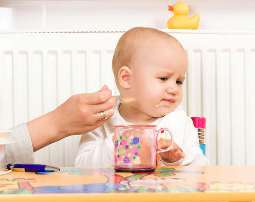 小孩急性肠胃炎肚子疼怎么缓解,小孩急性肠胃炎怎么治疗最有效