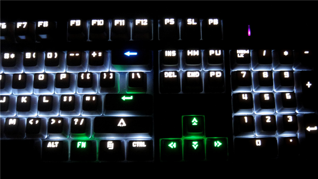 机械键盘如何调节背光,所有的机械键盘都可以调背光吗