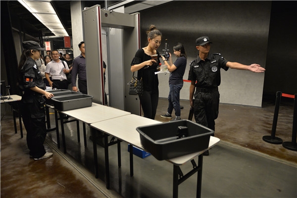 搭讪成功率高的场所,在机场搭讪女星