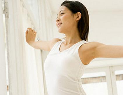 胃不好老是打嗝怎么调理,胃吃东西后就反酸打嗝隐痛怎么办