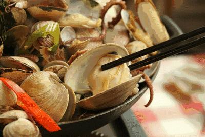 来秦皇岛去哪吃海鲜实惠,来秦皇岛必吃的美食小龙虾