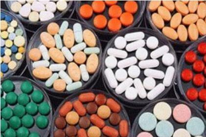 激素脸怎么才能知道自己是激素脸,吃激素脸胖是什么样子