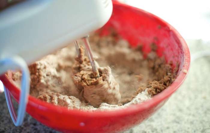 蛋糕发不好怎么回事,蛋糕发卷不起来