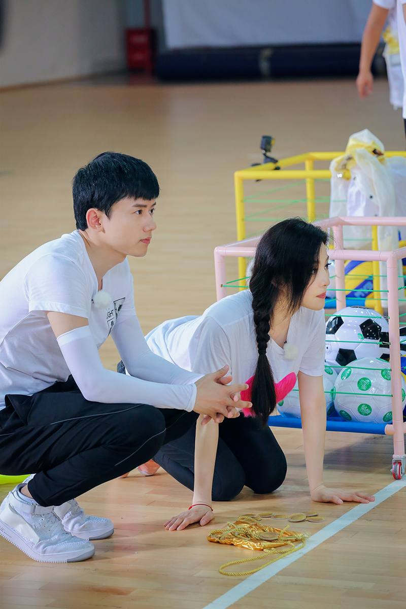 《挑盟3》上演甜蜜罗曼史范冰冰联手韩庚团灭欧弟