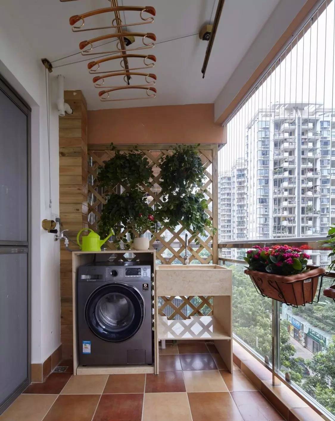 阳台装防盗网太丑了怎么办,窗内不锈钢防盗网太丑