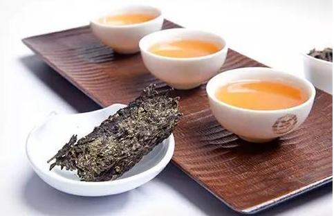 怎么鉴别茯砖茶,茯砖茶如何鉴别