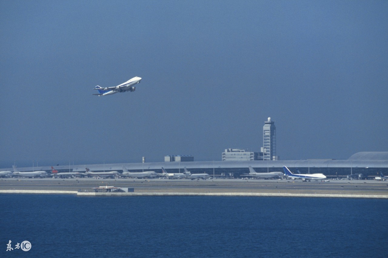 飞机乘坐流程视频教程,飞机乘坐流程关注事项视频