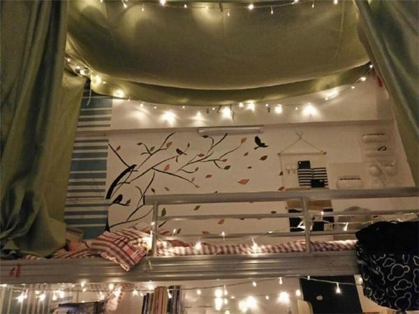 寝室简单装饰效果图,寝室高级感装饰