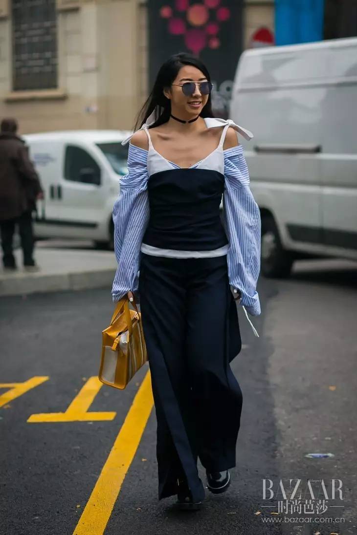 你穿一字肩膀子大？周冬雨她们的吊带款就能这么瘦，到底怎回事？