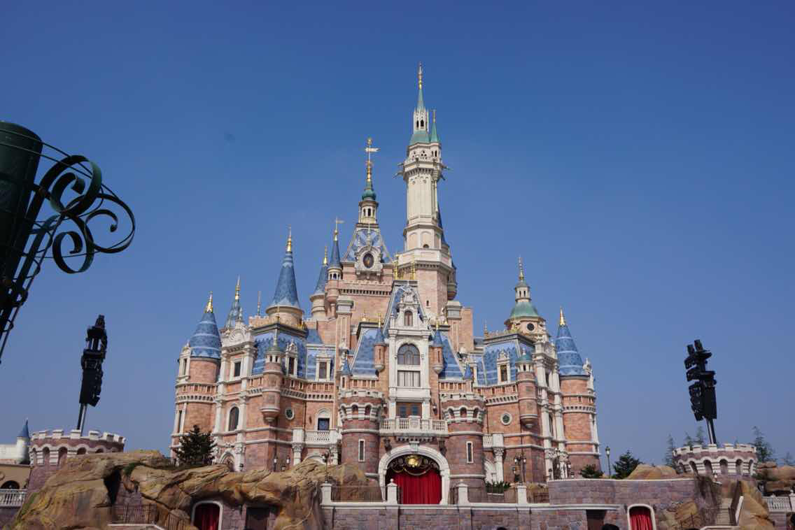 上海迪士尼自驾停车攻略,上海迪士尼游玩攻略最新