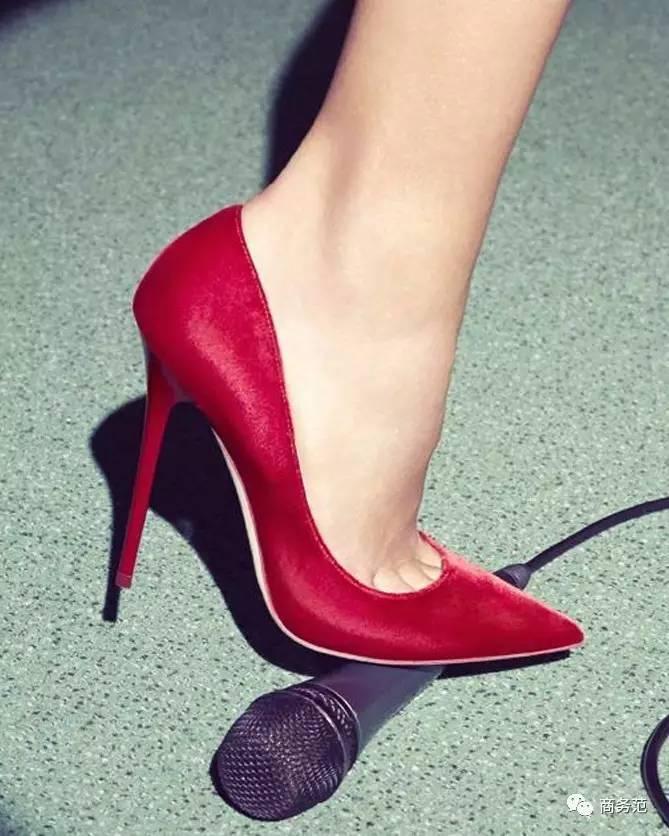 jimmychoo在2021年还火吗,jimmychoo被mk收购