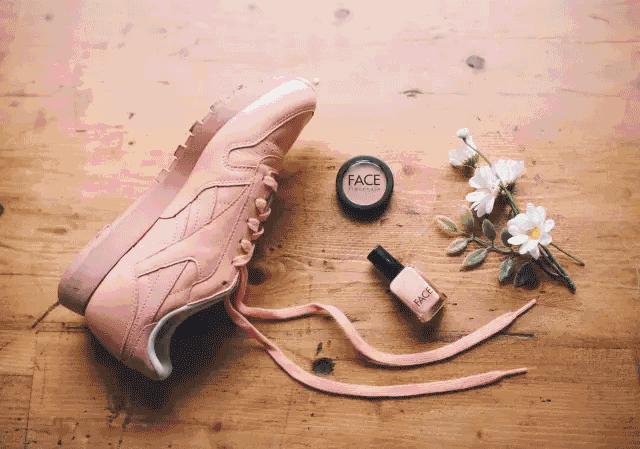 放下小白鞋，这个夏天和小粉鞋谈场恋爱！