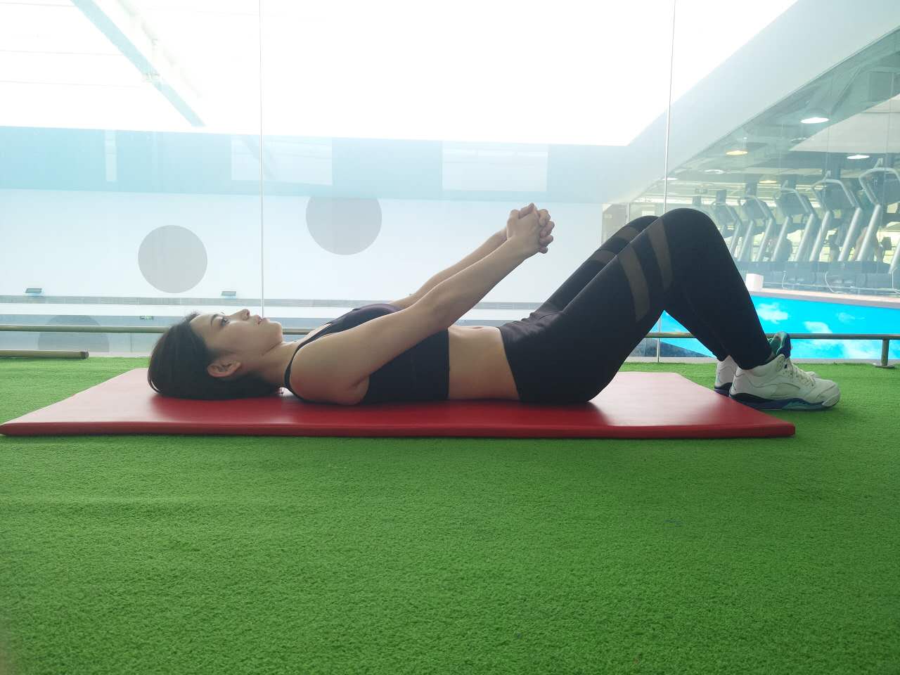 上交叉综合征及其康复训练,下交叉综合征训练方法