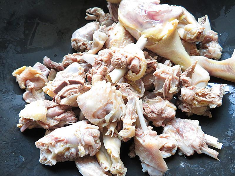 鸭子怎么处理肉才嫩,什么方法能让鸭子多吃料