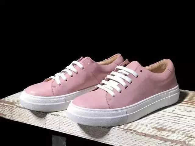 放下小白鞋，这个夏天和小粉鞋谈场恋爱！