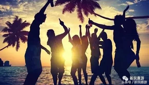 在伊比萨岛上邂逅全球大牌