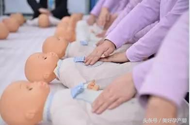 挑月嫂时，脸上有这几个表现的请妈妈慎重选择