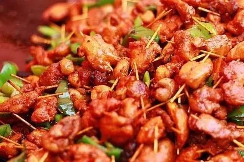 乐山夏季又避暑又好吃的地方,乐山本地人都去哪里吃美食