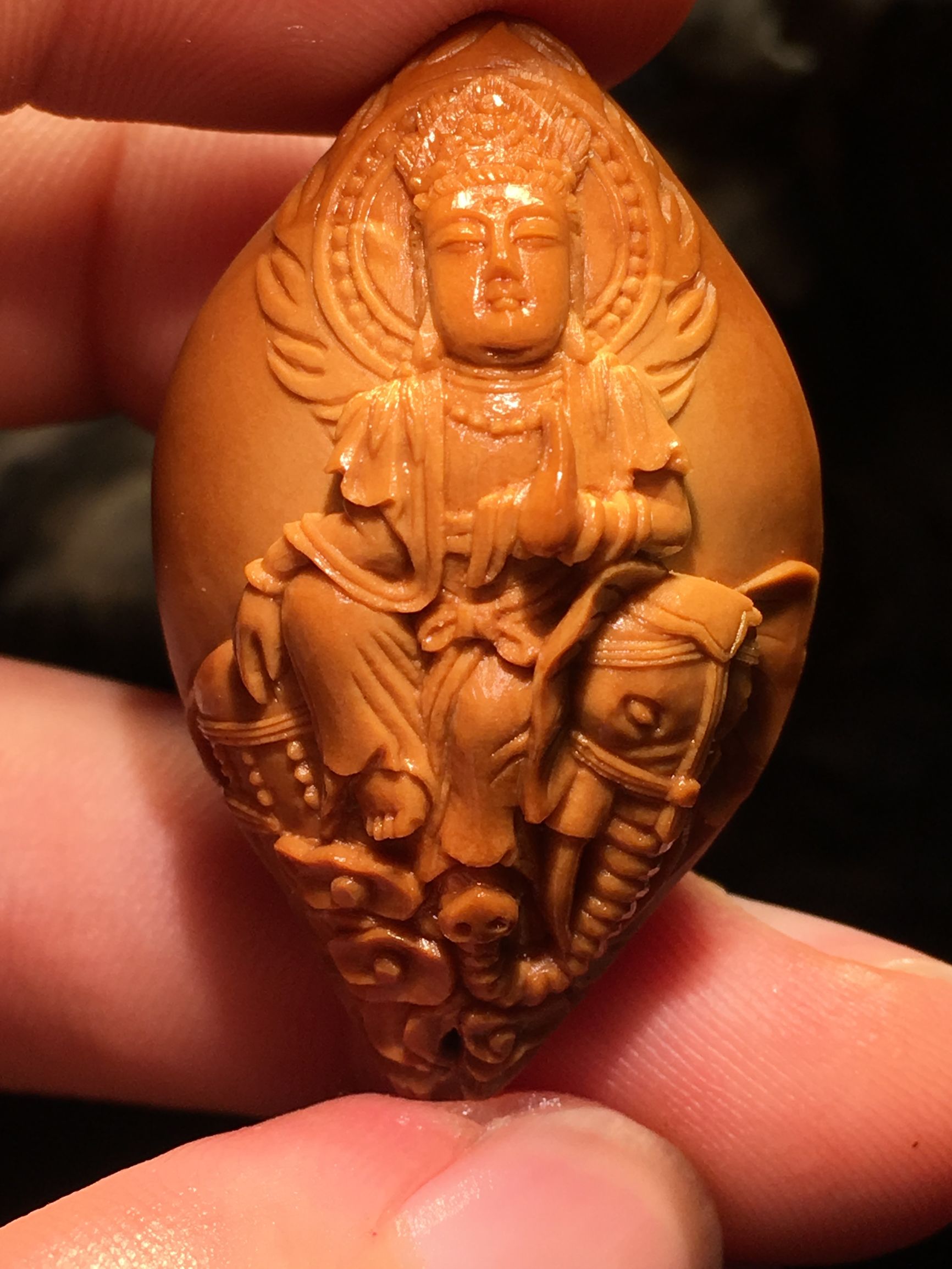 橄榄核雕单籽十二生肖守护神精品,核雕单籽精品十二生肖守护神