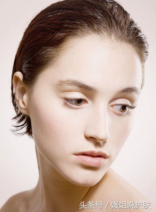 为什么敷面膜皮肤吸收不了,为什么敷面膜吸收不了里面的精华