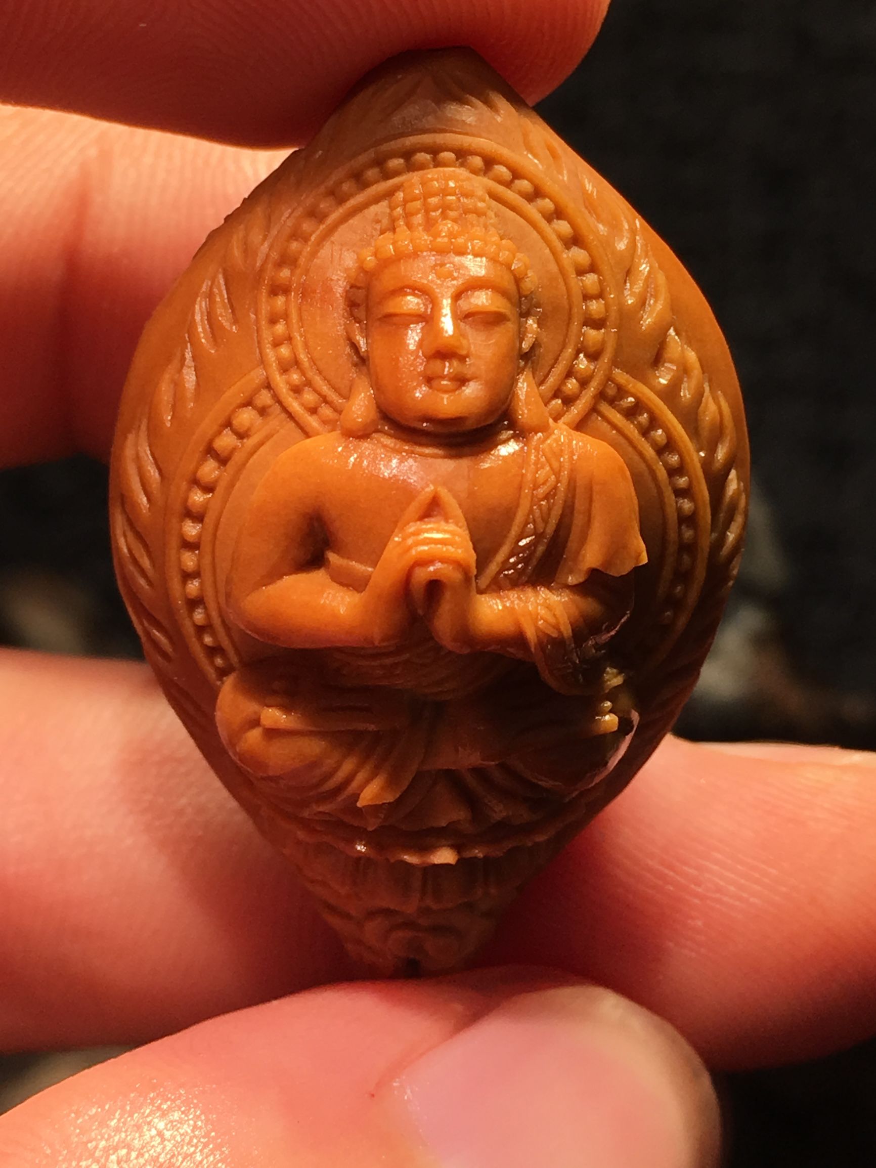 橄榄核雕单籽十二生肖守护神精品,核雕单籽精品十二生肖守护神