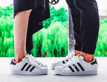 适合女孩穿的lbj鞋,夏季流行鞋子推荐