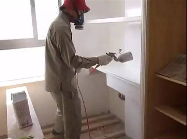 柜子颜色做的不好看怎么补救,柜子颜色不对如何补救