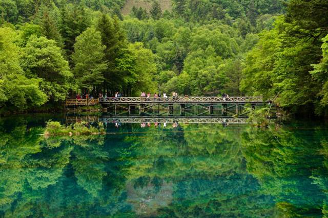 快收好这份避暑攻略,高温避暑指南