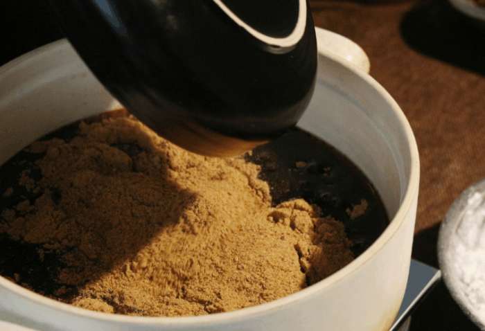 女性滋补佳品阿胶糕在家怎么制作,女人补血补气阿胶糕怎么用