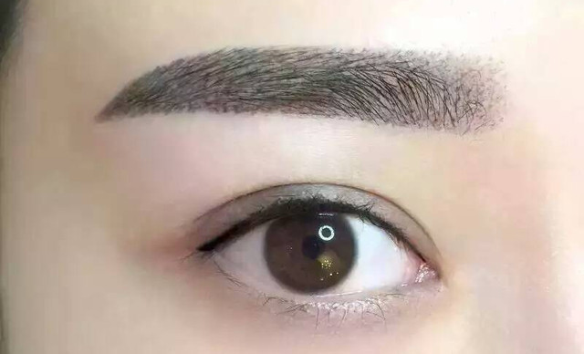 雾眉如何定边框,眉毛边框怎么画整齐