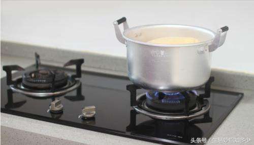 毛巾怎么洗才能消除异味,毛巾有异味清洗小妙招