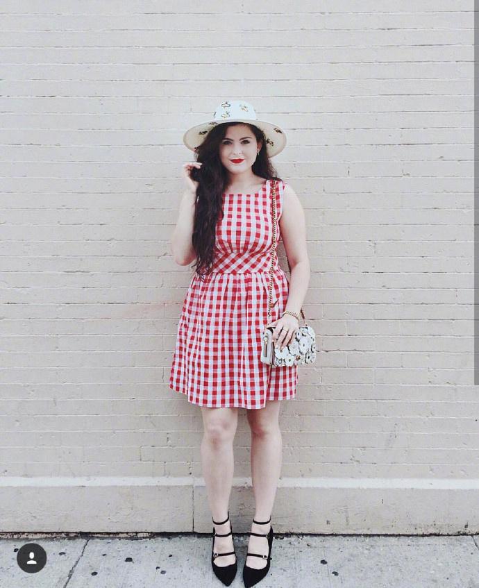 胖MM的完美搭配示范，打造气质女神范soeasy！