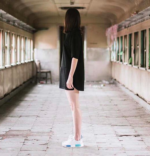 适合女孩穿的lbj鞋,夏季流行鞋子推荐