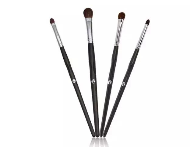 哪一款化妆刷好用不贵,化妆刷推荐平价全套好用