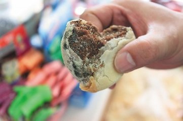 孕妇不小心误食发霉的食品，对胎儿有影响吗