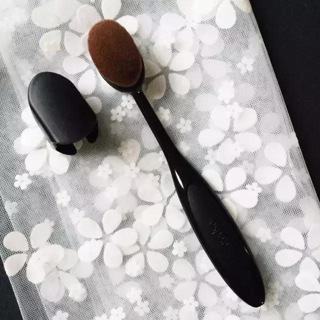 哪一款化妆刷好用不贵,化妆刷推荐平价全套好用