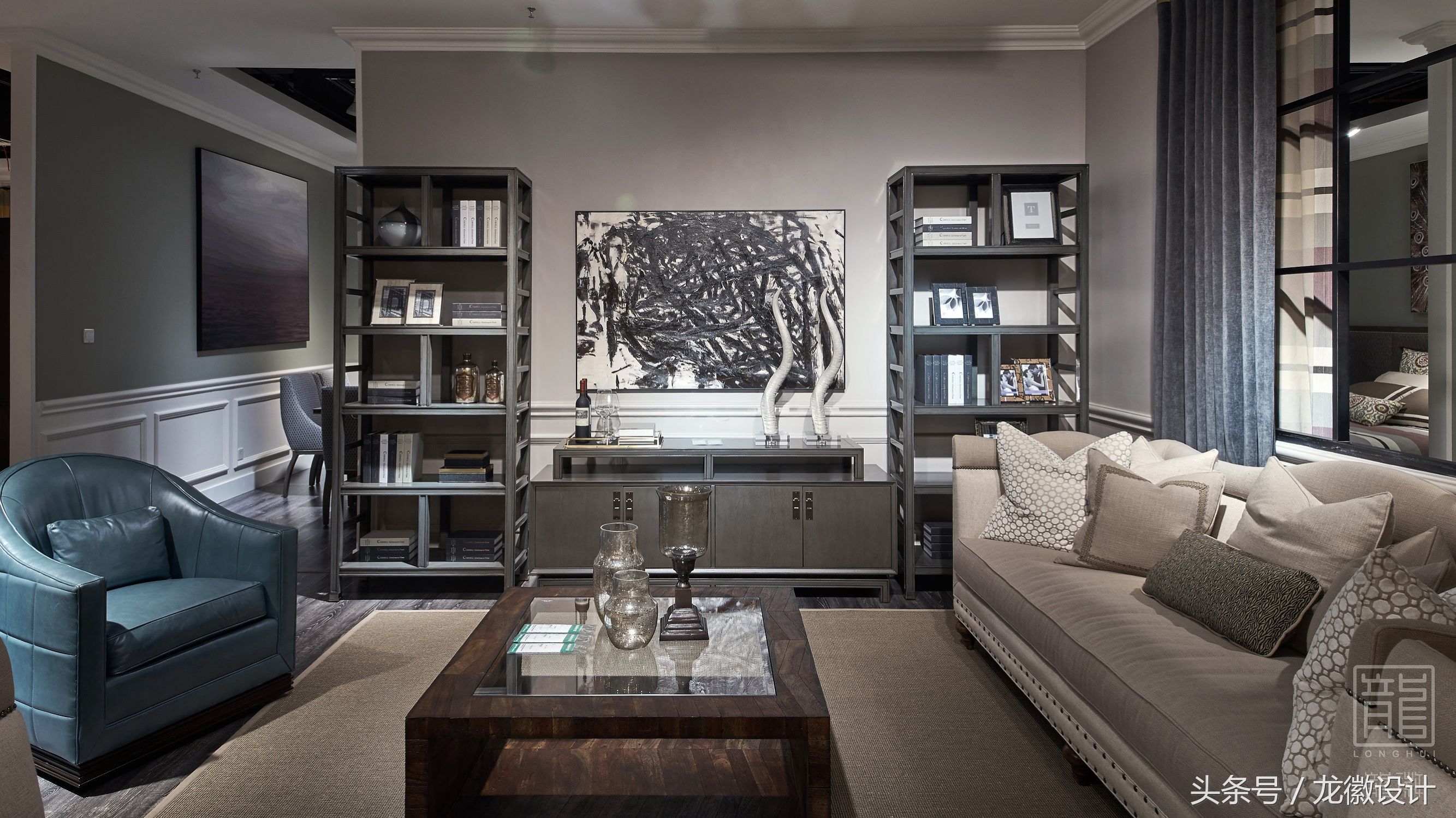 与潮流接轨和时尚同行,与国际同步与时尚共舞