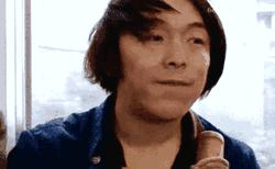 不知道怎么向理发师形容你的发型？那你肯定需要这个万能发型！